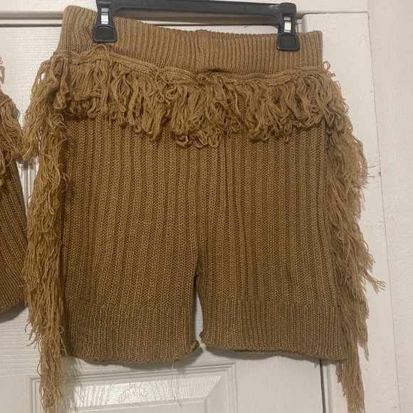 2 piece set - Picture 2 of 3